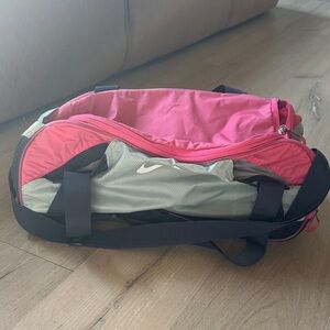 Nike Women's Travel Bag in Pink and Gray